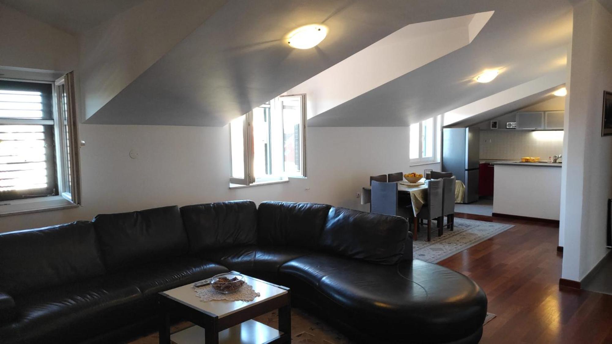 Luxury City Centre Apartment With Stunning View Omiš Exterior foto